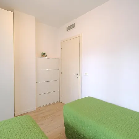 Moderno Trilocale Con Doppi Servizi Piazza Marconi * Lido di Jesolo