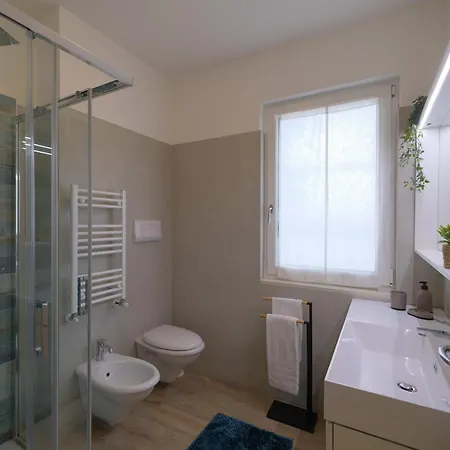 Moderno Trilocale Con Doppi Servizi Piazza Marconi Appartement