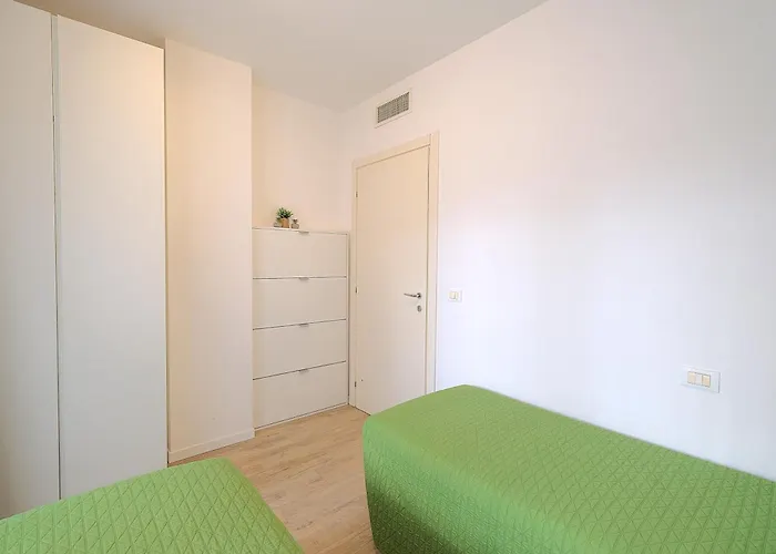 Moderno Trilocale Con Doppi Servizi Piazza Marconi * Lido di Jesolo